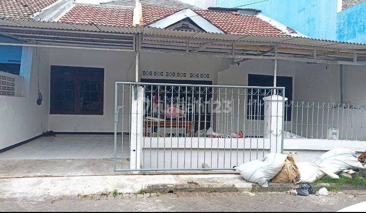 Rumah 2 lantai Klampis Semolo Barat 1