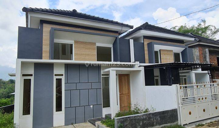 Rumah modern di batu setelah taman bunga jatimpark 4 2