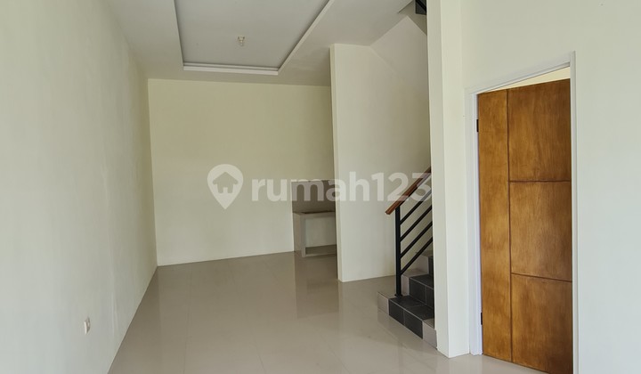 Rumah villa 2 lantai SHM strategis sebelah jatim park kota batu 5