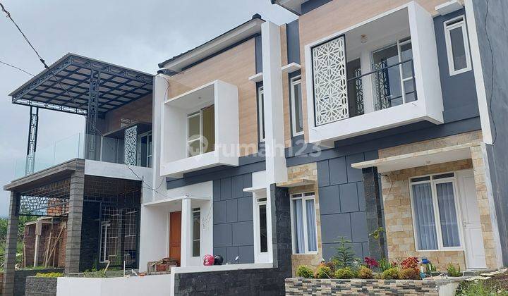 Rumah modern 2 lantai shm strategis sebelah wisata jatimpark 4 batu 2