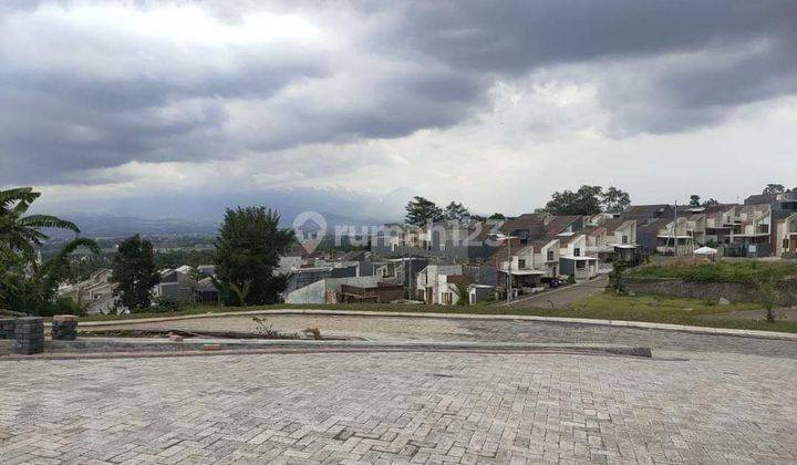 Dijual rumah minimalis view bagus dekat alun alun pusat kota malang  2