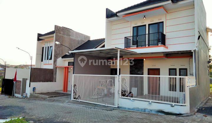 rumah murah 2 lantai strategis pusat kota malang 1