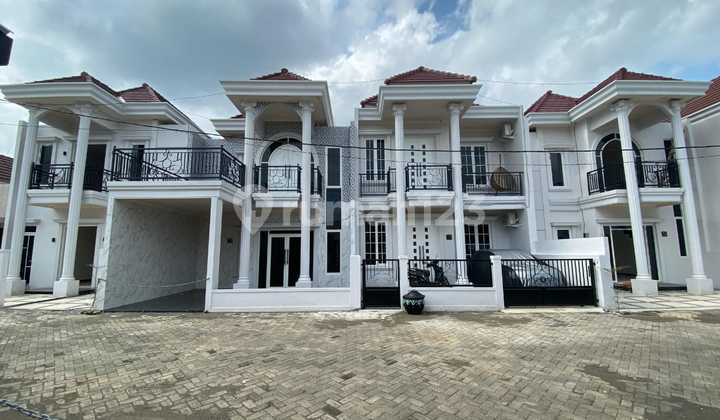 For Sale Sultan 2-Story Zero Main Road House 2
