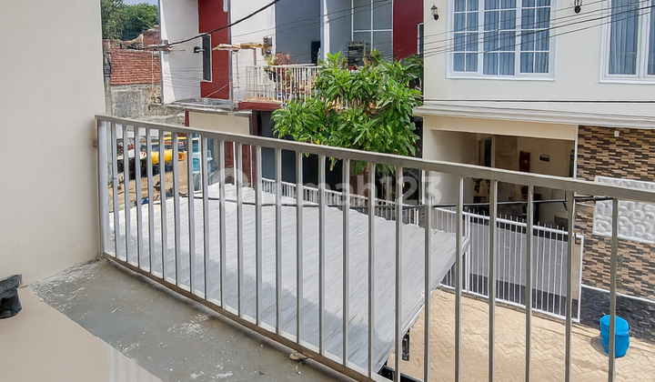 Rumah Hook 2 Lantai Scandinavian – Posisi Depan Cluster Pakis Malang, Dekat Bandara & Exit Tol 2