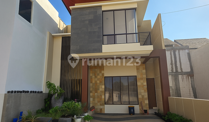 Rumah Bergaya Sultan Di Kawasan Segitiga Emas Malang – Harga Spesial 700 Jutaan Rumah Bergaya Sultan Di Kawasan Segitiga Emas Malang – Harga Spesial 700 Jutaan