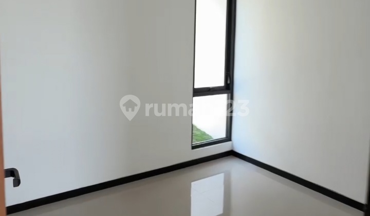 Hunian Modern Bergaya Simple Elegan Di Bandulan Barat, Malang - Rumah 2 Lantai Siap Ditempati! 2