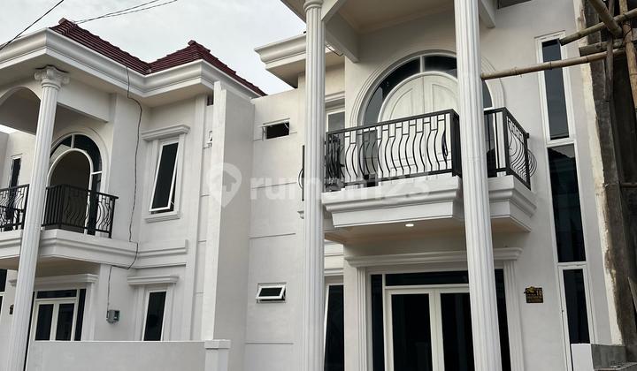 Rumah 2 Lantai Neo Classic Modern Di Jalibar Kepanjen. One Gate System, Free Semua Biaya Pajak, Legalitas Shm & Pbg Ready Rumah 2 Lantai Neo Classic Modern Di Jalibar Kepanjen. One Gate System, Free Semua Biaya Pajak, Legalitas Shm & Pbg Ready