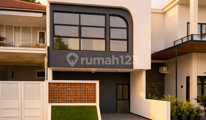 Rumah 2,5 Lantai Rooftop View Gunung Malang Rumah 2,5 Lantai Rooftop View Gunung Malang