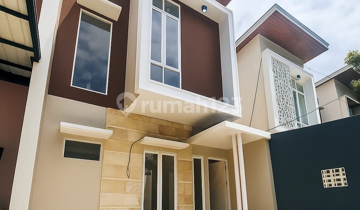 Rumah 2 Lantai Eksklusif Dekat Matos Kampus Ub Dan Pusat Kota Malang Harga Nego