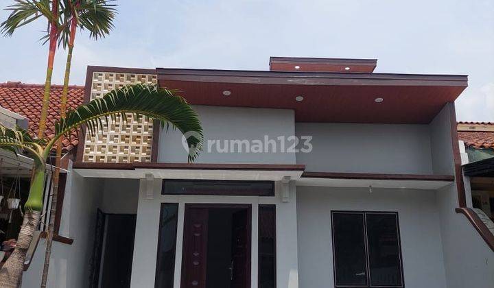 Rumah 2 Lantai Sudah Renovasi Rapih Siap Huni Bebas Banjir di Perumahan Taman Kenari Jakarta Timur 1