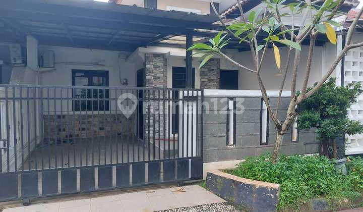 Rumah Sederhana Minimalis Rapih Cocok Untuk Pasangan Muda Di Cibubur City Jakarta Timur