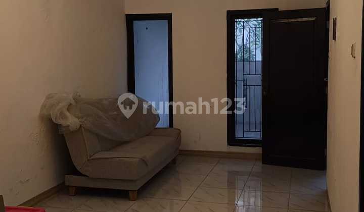 Rumah Sederhana Minimalis Rapih Cocok Untuk Pasangan Muda Di Cibubur City Jakarta Timur 2
