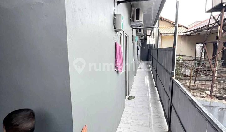 Rumah Induk dan Lima Pintu Kos-Kos An di Condet Jakarta Timur