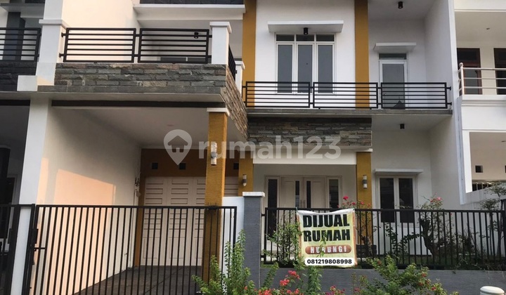 Rumah Dua Lantai Sirkulasi Udara Bagus Berpagar Bebas Banjir Di Raffleshills Jakarta Timur Rumah Dua Lantai Sirkulasi Udara Bagus Berpagar Bebas Banjir Di Raffleshills Jakarta Timur