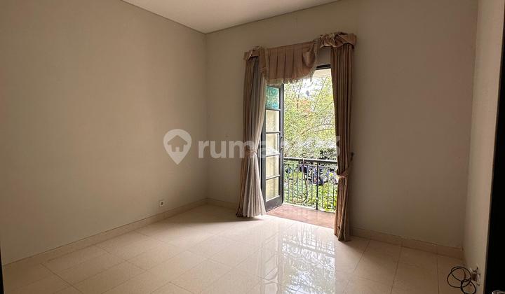 Rumah Tingkat Bebas Banjir Kamar 3+1 Di Raffleshills Jakarta Timur 2