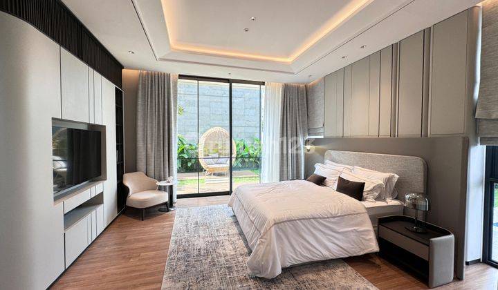 Rumah di Cluster Tresor Bsd City New Luxury House, Tangerang 2