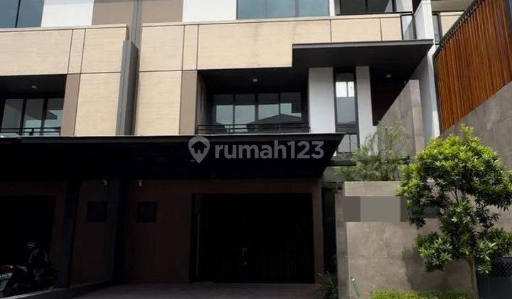 Rumah Bagus di Cluster The Zora Kiyomi Bsd
, Tangerang 1