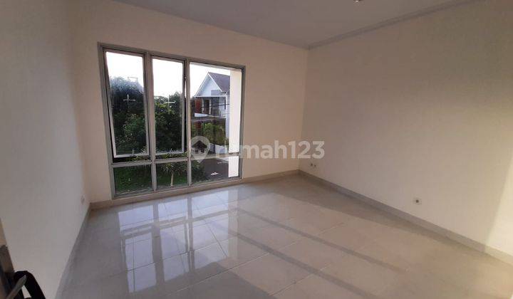 Rumah Bagus di Cluster Amalfi Village - Gading Serpong
, Tangerang 2