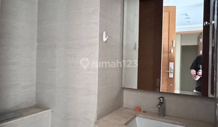 Dijual Apartement Taman Anggrek Jakarta Barat. 2