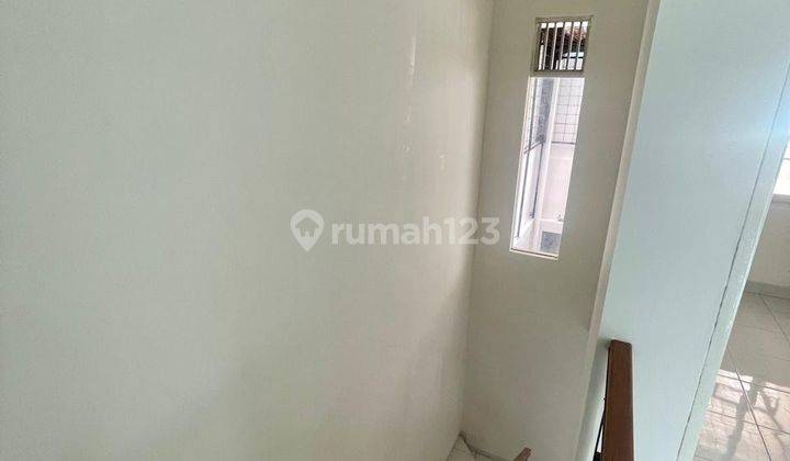 Rumah Bagus di Cluster Topaz Timur
, Tangerang 1