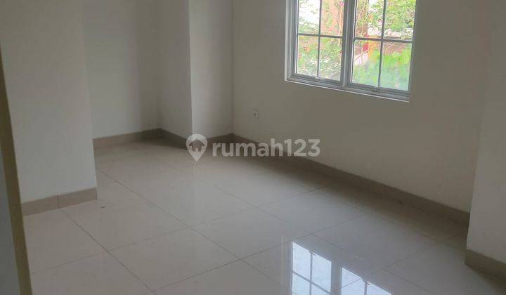 Rumah Bagus di Cluster Malibu - Gading Serpong
, Tangerang 2