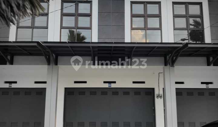 Disewakan Ruko 2 Lantai Siap Huni Mainroad Batununggal
