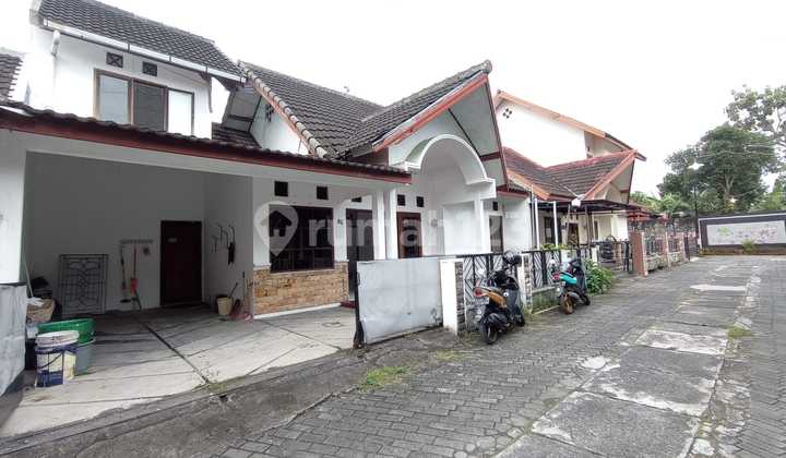 Cheap 1-Story House near UGM