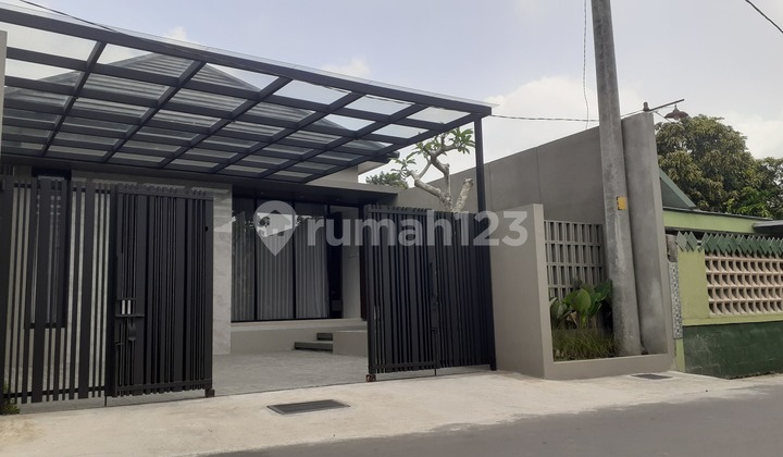 Rumah Baru Furnist Siap Huni Unix.dekat.bandara Adisucipto Rumah Baru Furnist Siap Huni Unix.dekat.bandara Adisucipto