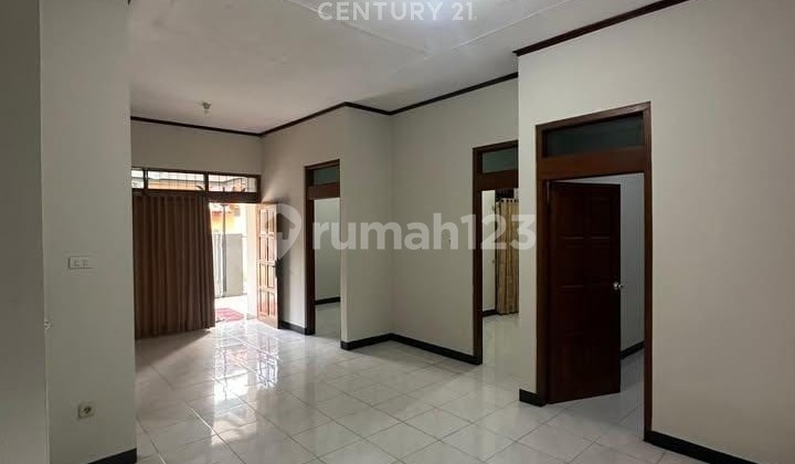 1-Story House Near UAD Campus 3, Suitable for Residence 2