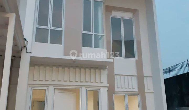 Hunian murah mewah bsd serpong 2 Lantai 699Juta NEGO 3