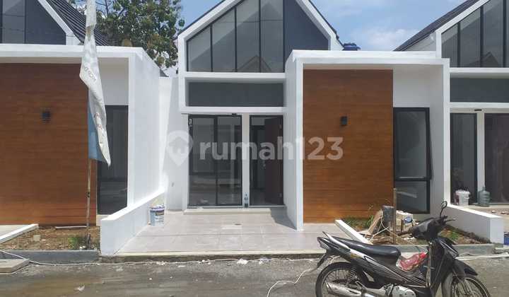 Rumah Murah Dekat Tol Sawangan 20 Menit St. Depok Lama 13