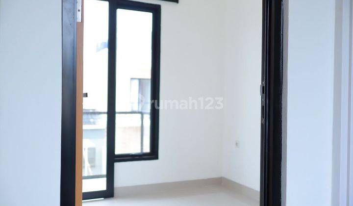 Rumah 2 Lantai Dp 0 Free Biaya biaya 10 Menit St. Depok Lama 18
