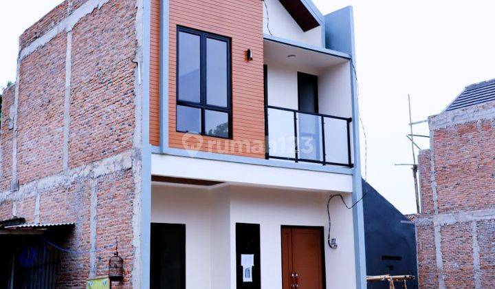 Rumah Modern Mezzanin 2 Lantai 600 Jt An Nempel Alun Alun Depok 10 Menit St. Depok Lama 1