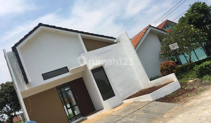 Rumah Gaya Scandinavian Lokasi Strategis Bojonggede,nol dp 1