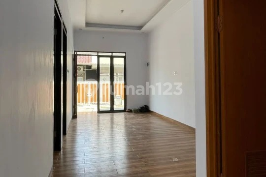 Rumah Cantik di Tanah Baru Depok 7 Menit Keluar Tol Kukusan Akses Oke 2