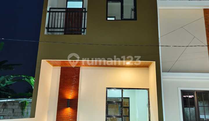 Affordable 2-Story House in Ciracas, East Jakarta with Good Access Affordable 2-Story House in Ciracas, East Jakarta with Good Access