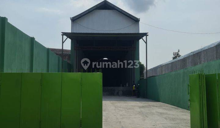 Gudang Akses Kontainer Dekat Terminal Giwangan Dan Ringroad Jogja 1