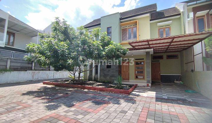 Rumah Mewah Dekat Kampus Ugm Dan Rs Sarjito Yogyakarta 1