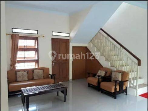 Rumah Mewah Dekat Kampus Ugm Dan Rs Sarjito Yogyakarta 3