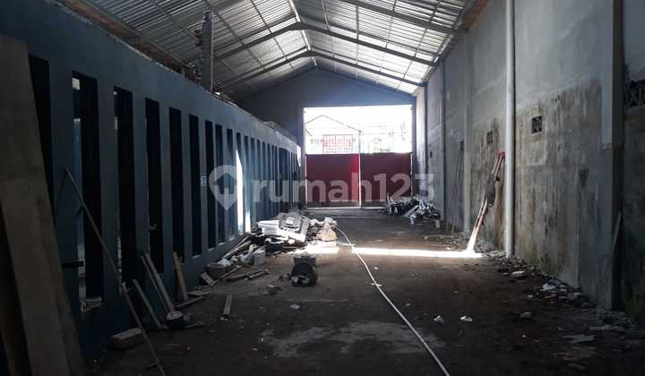 Gudang Dan Kantor Akses Kontainer Dekat Ringroad Selatan Jogja 4