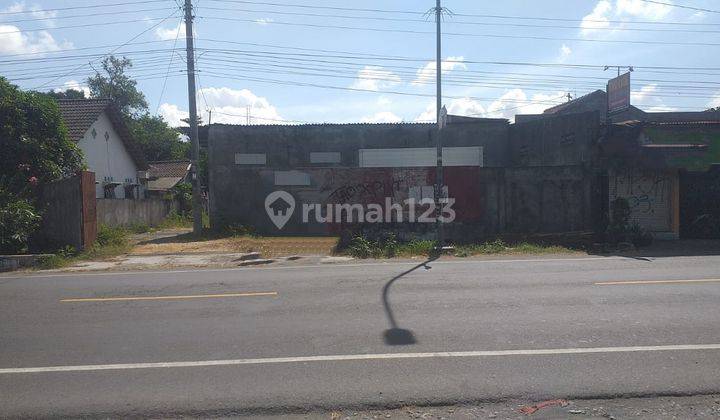 Gudang Distributor Akses Kontainer Dekat Ringroad Selatan Jogja 1