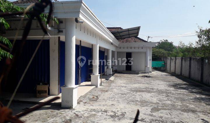 Gudang Akses Kontainer Dekat Ringroad Utara Dan Terminal Jombor  2