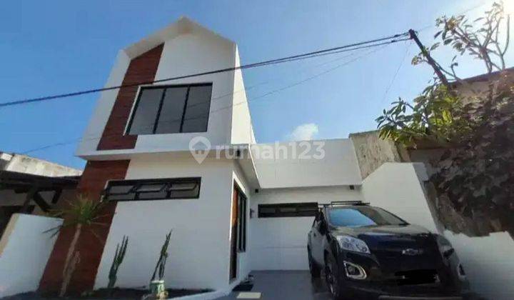 Rumah Cantik Modern Dekat Pakuwon Mall Dan Kampus Upn Amikom 2