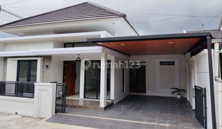 Rumah Cantik Dekat Budi Mulia Tajem Dan Stadion Maguwoharjo Jogja 1