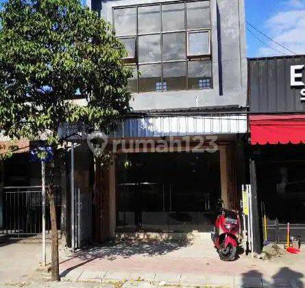 Ruko Strategis Dekat Kampus Ugm Ykpn Dan Pakuwon Mall Yogyakarta 1