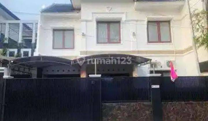 Rumah Besar Dekat Pakuwon Mall Dan Kampus Ugm Upn Polda Jogja 1