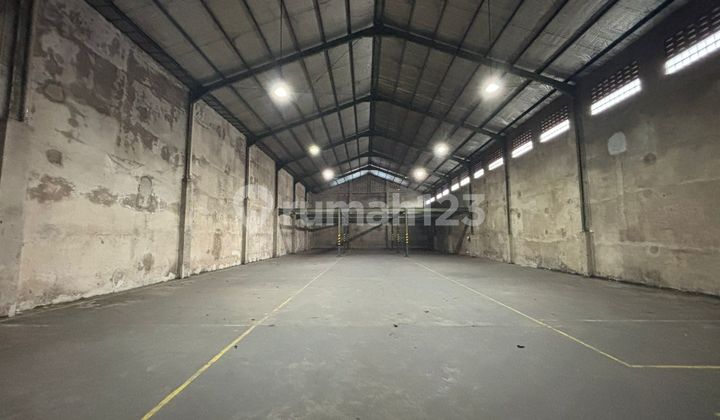 Strategic Warehouse in Central City Area, Mantrijeron Yogyakarta Strategic Warehouse in Central City Area, Mantrijeron Yogyakarta