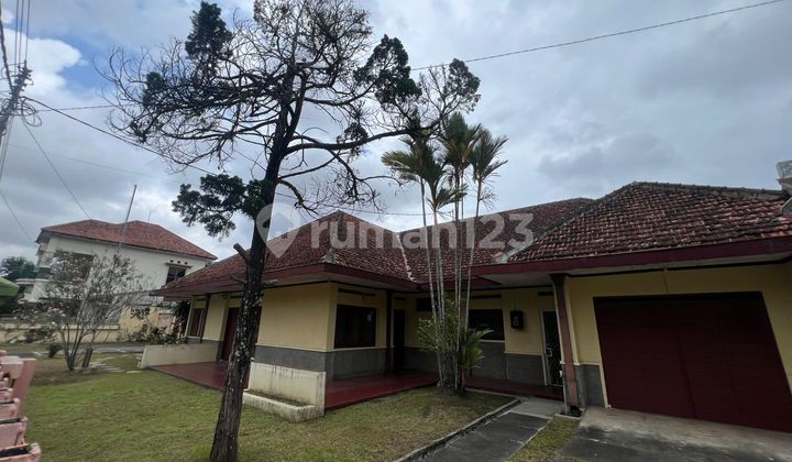 Strategic Large House Near UPN and UGM Campus and Pakuwon Mall Yogyakarta
