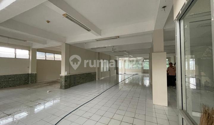 Large Shop House Suitable for Office Near UGM and Jogja City Mall Large Shop House Suitable for Office Near UGM and Jogja City Mall