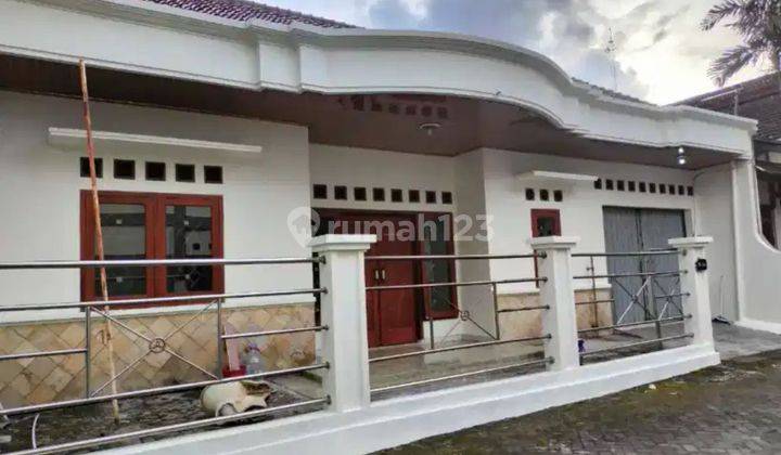 Rumah Bagus Dekat Pakuwon Mall Dan Kampus Upn Yogyakarta 1